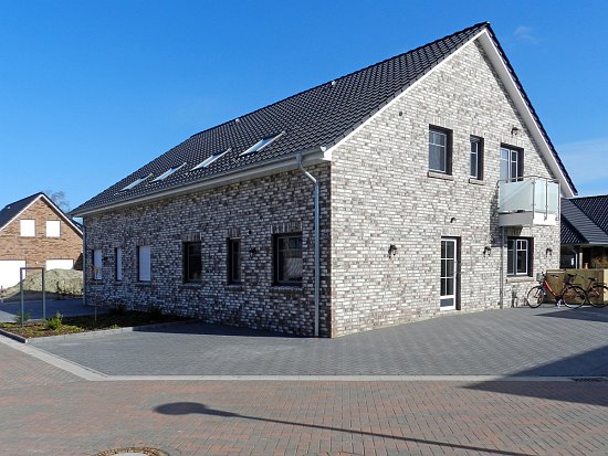 Aussenansicht vom Ferienhaus mit Balkon