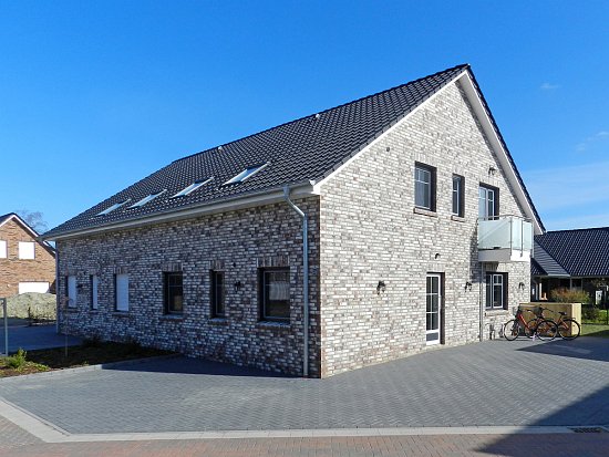 Aussenansicht vom Ferienhaus mit Balkon